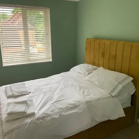 Cosy One Bed Flat Free Parking Apartment Send Exterior photo