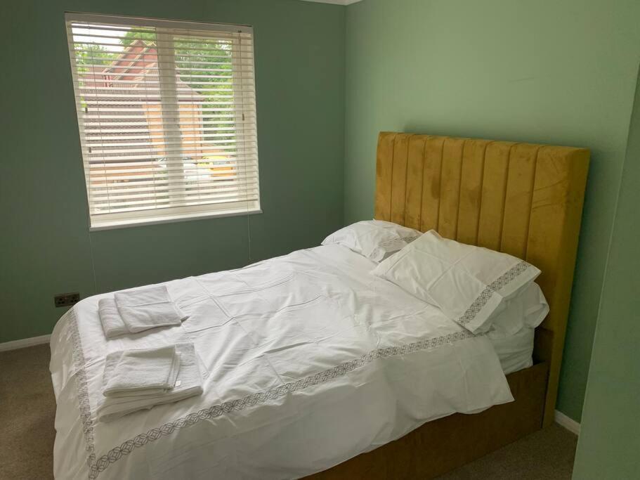 Cosy One Bed Flat Free Parking * Send